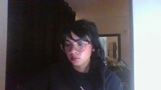 Kiri Cutee online show from 14, 2, 2025