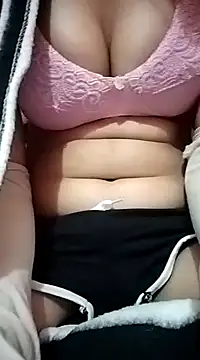 Shanvi Tyagi online show from 5, 1, 2025