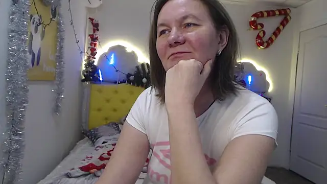 HolyMilfa online show from 20, 12, 2024