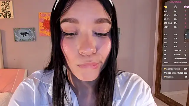 Maia W10 online show from 19, 4, 2026