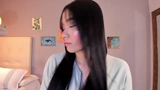 Maia W10 online show from 23, 4, 2026