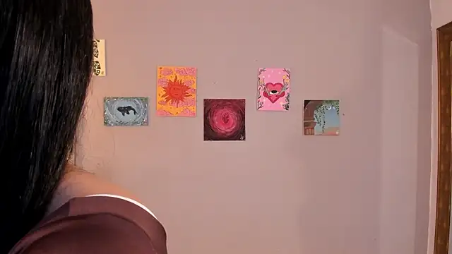 Maia W10 online show from 27, 4, 2026