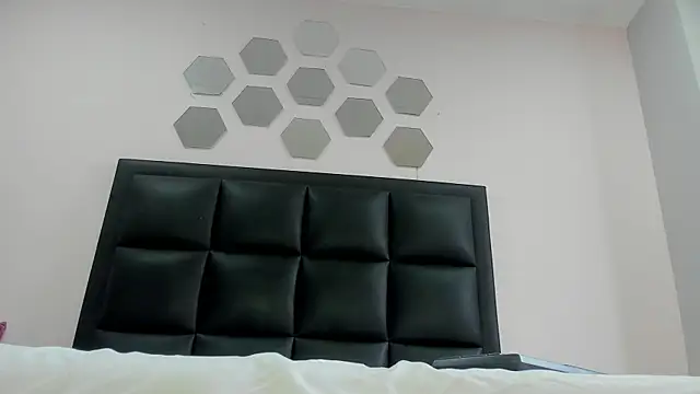 Catalina Jonex online show from 5, 5, 2026