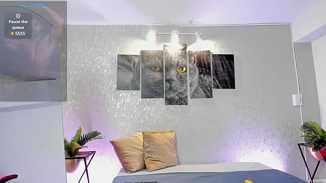 Snapshot of Regan__ chatting on 19, 12, 2024 Regan online show from 19, 12, 2024