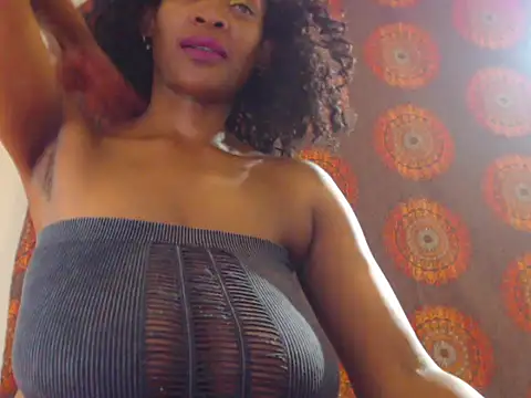 Snapshot of Silkytitss chatting on 13, 12, 2024 Silkytitss online show from 13, 12, 2024