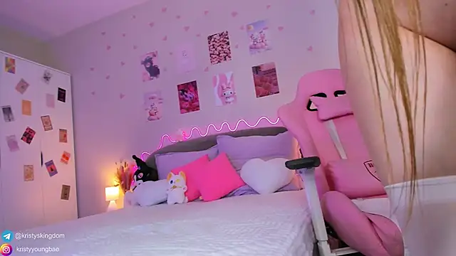 Snapshot of Kate_Clover chatting on 22, 2, 2025 Kate Clover online show from 22, 2, 2025