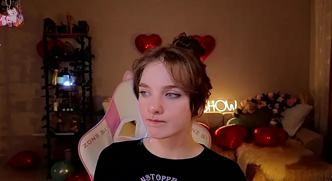 Snapshot of -Kottyaa- chatting on 24, 2, 2025 -Kottyaa- online show from 24, 2, 2025