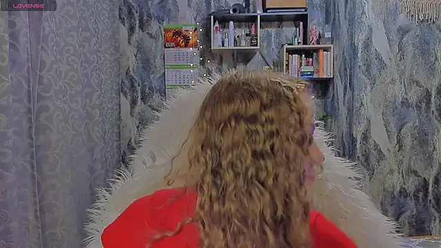 Snapshot of JuxxxsyBunx chatting on 4, 10, 2025 JuxxxsyBunx online show from 4, 10, 2025