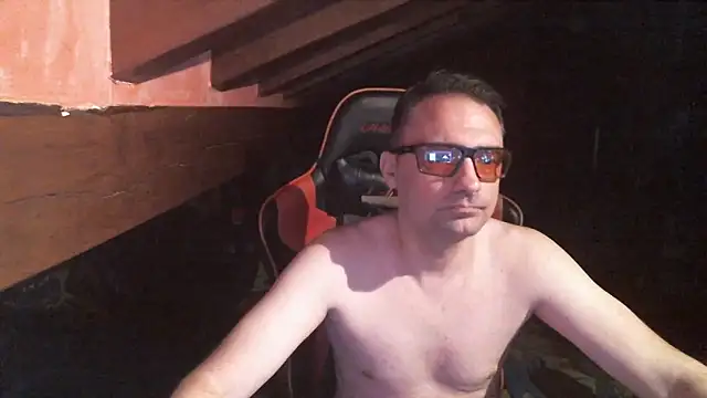 Snapshot of 6996horus chatting on 18, 10, 2025 6996horus online show from 18, 10, 2025