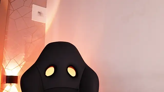 Luu Princess online show from 21, 4, 2026