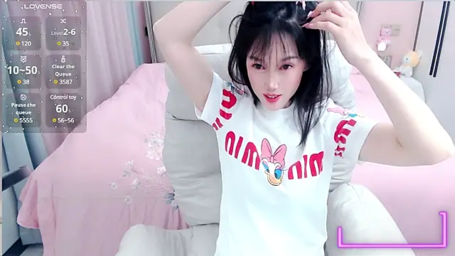 Snapshot of miduo520666 chatting on 19, 3, 2025 miduo520666 online show from 19, 3, 2025