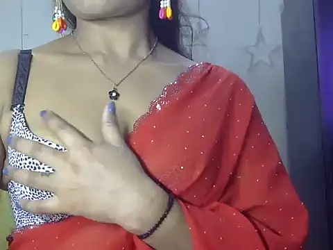 Hot indiangirl online show from 14, 11, 2025