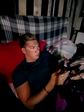 Lovely milk online show from 6, 11, 2025