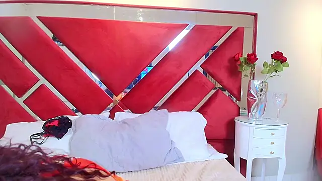Kasandra Gomez online show from 9, 6, 2026