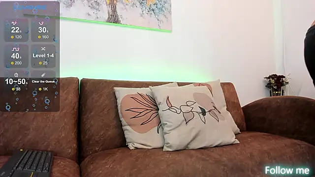 Samuel Up online show from 1, 2, 2025