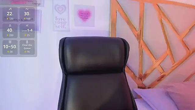 LanaJones  online show from 13, 11, 2025