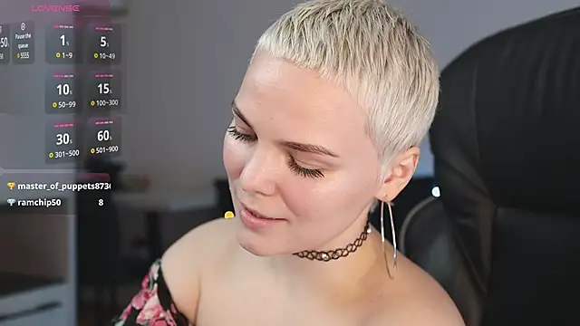 LikaBerry1 online show from 4, 2, 2025