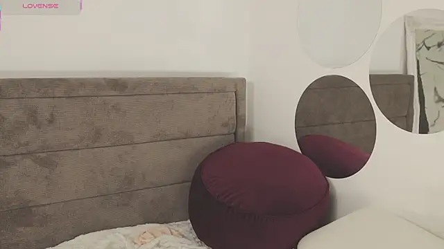 LikaBerry1 online show from 1, 10, 2025