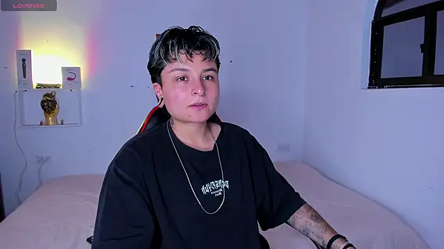 Snapshot of ZuryRamirez_ chatting on 8, 6, 2026 ZuryRamirez online show from 8, 6, 2026