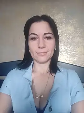 FireLily332 online show from 3, 1, 2025