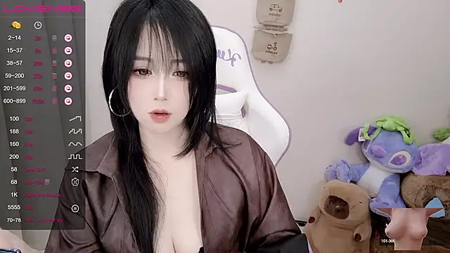 Vaness-a online show from 9, 3, 2025