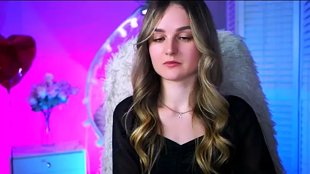 Snapshot of DeboraLarson chatting on 1, 3, 2025 DeboraLarson online show from 1, 3, 2025