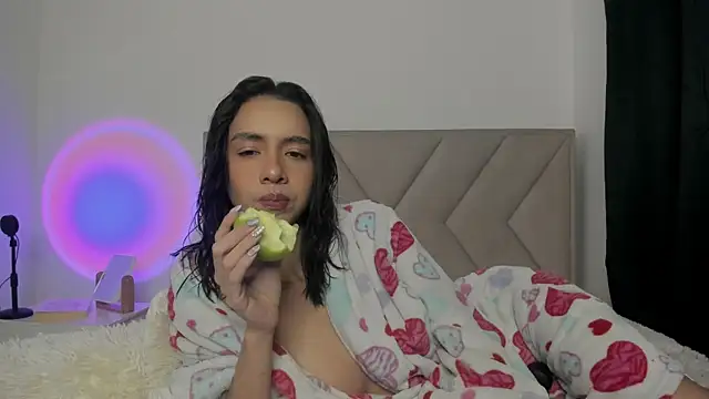 Snapshot of Bonnieshyy chatting on 20, 9, 2025 Bonnieshyy online show from 20, 9, 2025