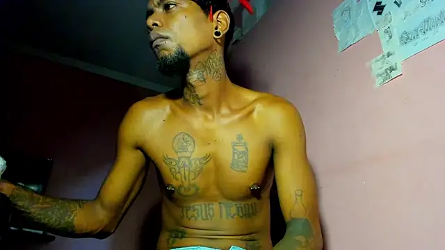 bigblackhotx1 online show from 20, 4, 2026