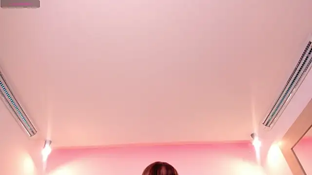 Eevee Taylor online show from 24, 4, 2026