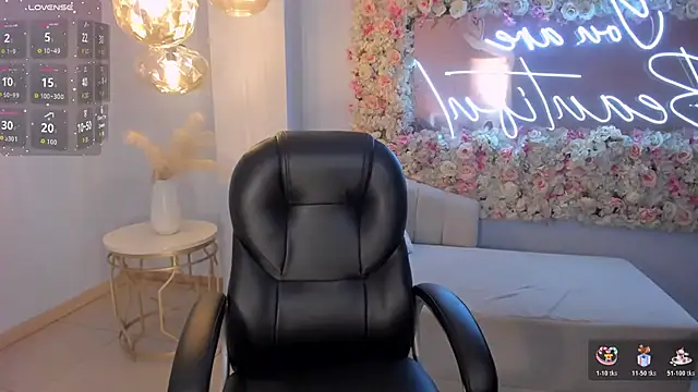 GabriellaLee online show from 23, 11, 2025