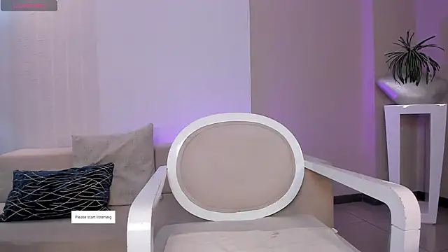 StacyWoods online show from 25, 4, 2026