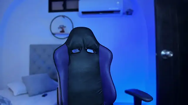 LiamGarcia1 online show from 10, 2, 2025