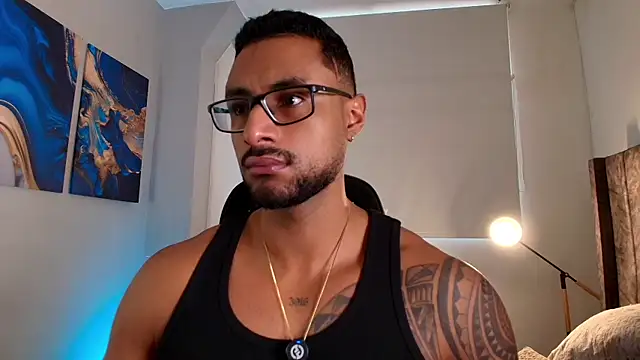 LiamGarcia1 online show from 27, 4, 2026