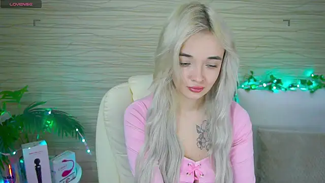 Snapshot of Ashley_S chatting on 6, 2, 2025 Ashley S online show from 6, 2, 2025