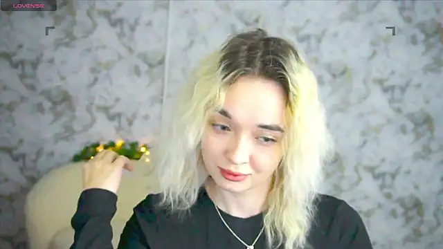 Ashley S online show from 23, 4, 2026