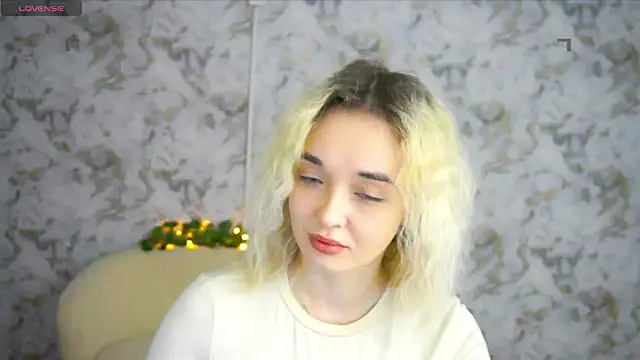 Snapshot of Ashley_S chatting on 28, 4, 2026 Ashley S online show from 28, 4, 2026