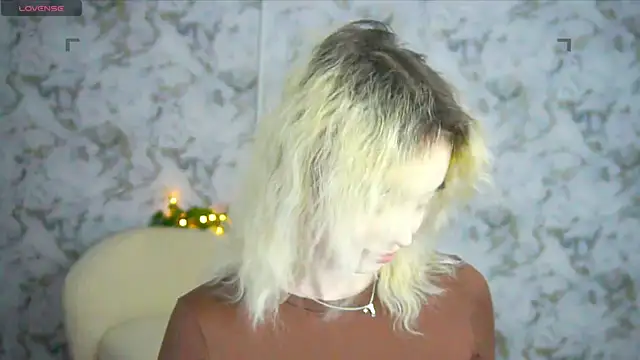 Snapshot of Ashley_S chatting on 11, 5, 2026 Ashley S online show from 11, 5, 2026