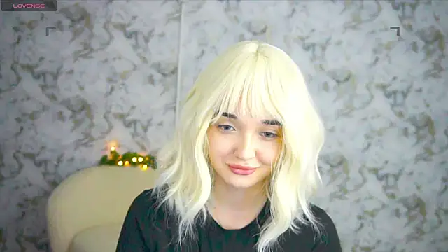 Snapshot of Ashley_S chatting on 19, 5, 2026 Ashley S online show from 19, 5, 2026