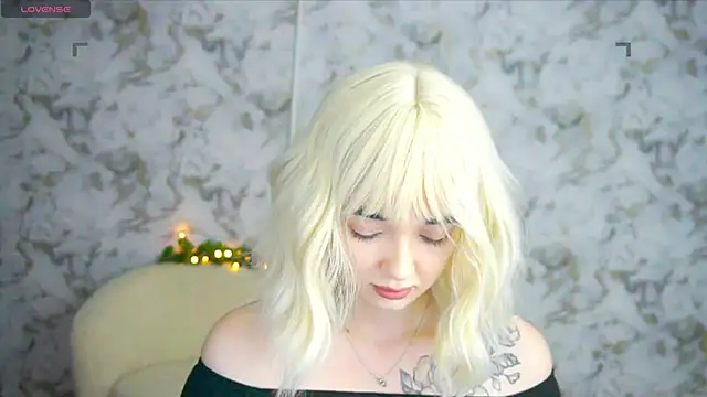 Snapshot of Ashley_S chatting on 25, 5, 2026 Ashley S online show from 25, 5, 2026