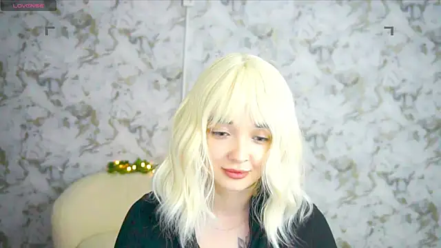 Snapshot of Ashley_S chatting on 10, 6, 2026 Ashley S online show from 10, 6, 2026