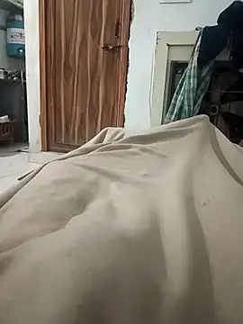 pintuS40 online show from 17, 11, 2025