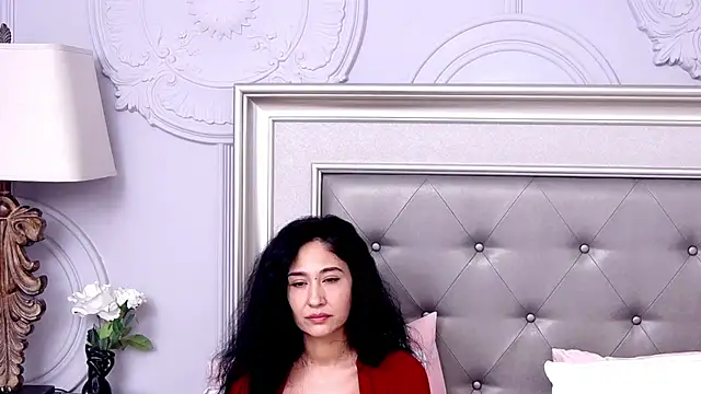 Snapshot of VanessaCulpo chatting on 17, 2, 2025 VanessaCulpo online show from 17, 2, 2025