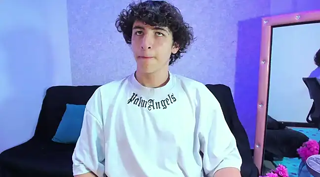 Snapshot of Kerverr_ chatting on 1, 12, 2024 Kerverr online show from 1, 12, 2024