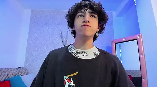 Snapshot of Kerverr_ chatting on 7, 2, 2025 Kerverr online show from 7, 2, 2025