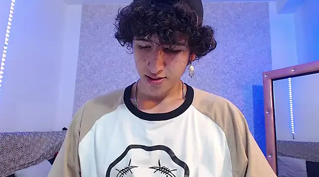 Snapshot of Kerverr_ chatting on 12, 2, 2025 Kerverr online show from 12, 2, 2025