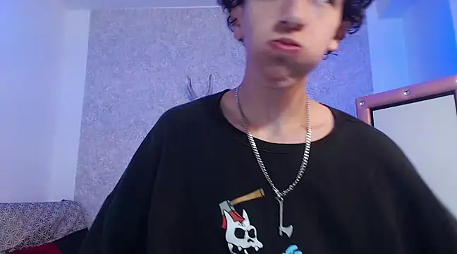 Snapshot of Kerverr_ chatting on 18, 2, 2025 Kerverr online show from 18, 2, 2025