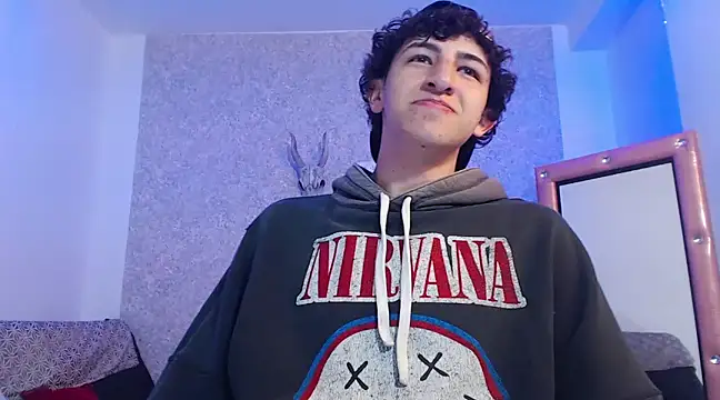 Snapshot of Kerverr_ chatting on 19, 2, 2025 Kerverr online show from 19, 2, 2025