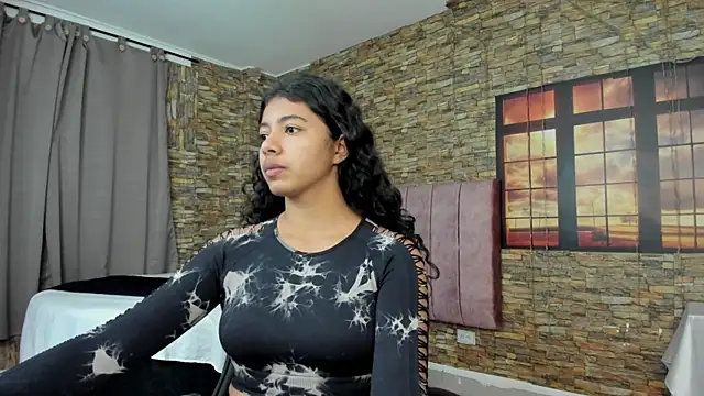 Snapshot of viktorya_xue chatting on 9, 1, 2025 viktorya xue online show from 9, 1, 2025