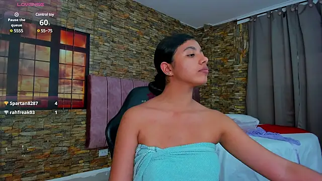 Snapshot of viktorya_xue chatting on 13, 2, 2025 viktorya xue online show from 13, 2, 2025