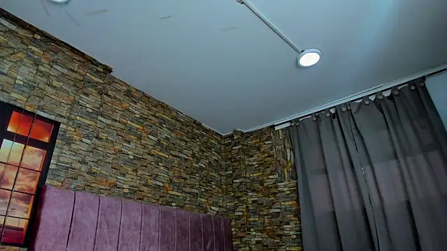 Snapshot of viktorya_xue chatting on 23, 2, 2025 viktorya xue online show from 23, 2, 2025